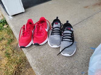 Boys Shoes 4 & 4 1/2