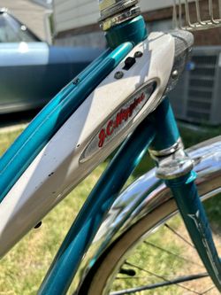 1950’s Vintage G. C. Higgins Bicycle In Excellent Condition. All Works Like Should. No Issues. Ready For Cruise Driving…