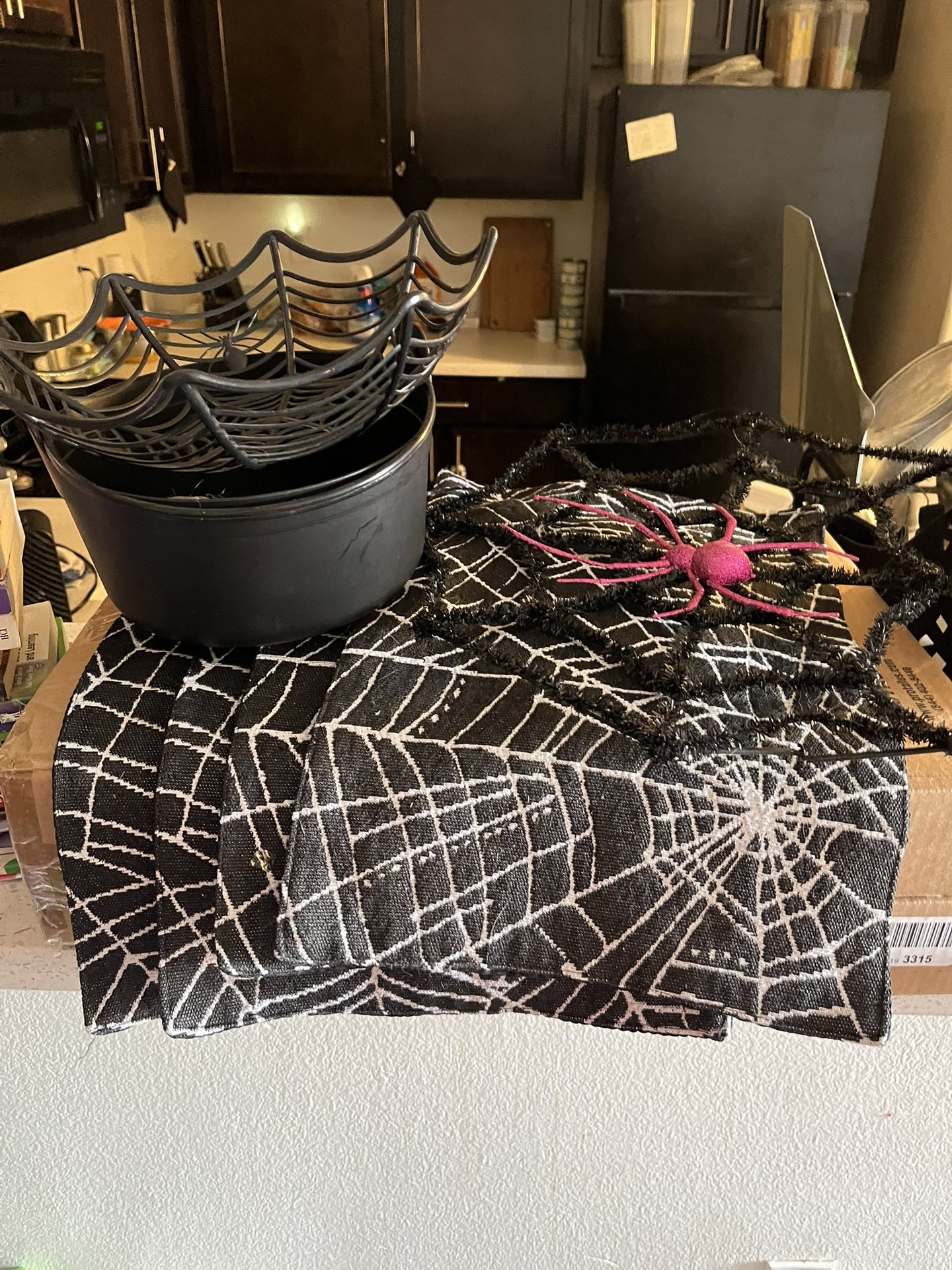 Halloween Placemats 4 And Decorations