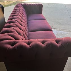 HD Buttercup Burgundy Sofa