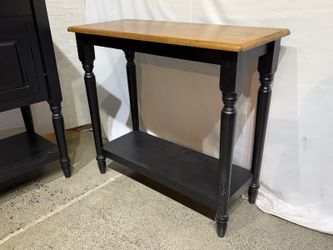 Sanderson 2-Tone Country-Style Entry/Sofa Table