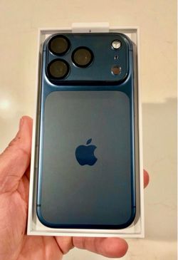 iPhone 17 Pro 256GB, Blue, Unlocked, Mint Condition