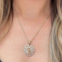 14k Gold Necklace With Pendant 