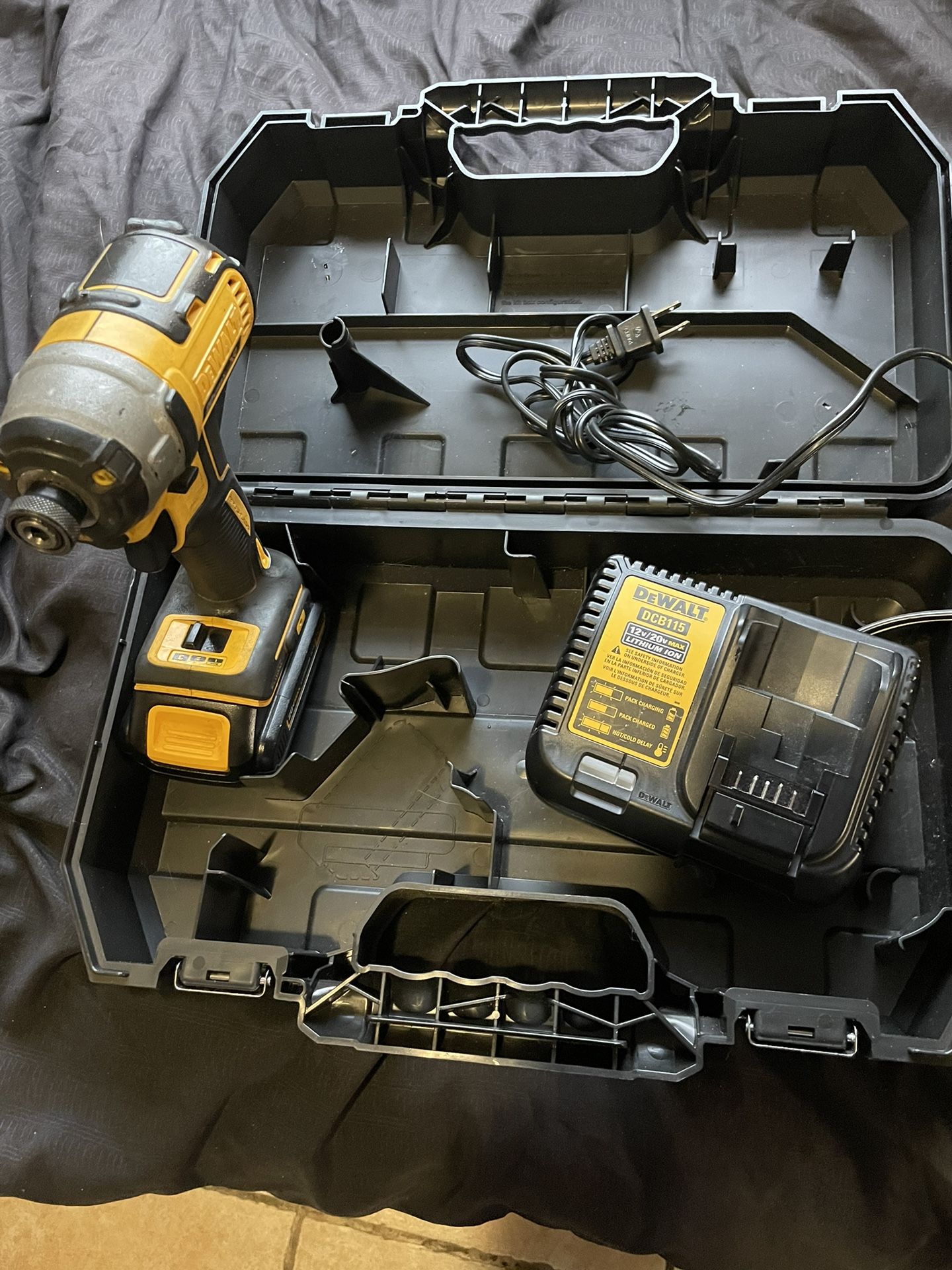 Taladro Dewalt XR Brushless 