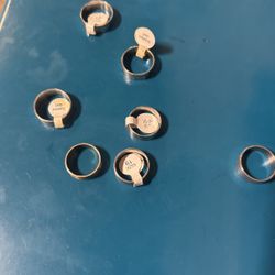 rings stainless Steel size on it