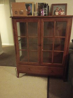 Brown cabinet,
