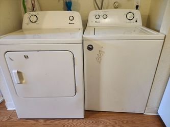 Washer and dryer set