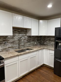 Kitchen cabinets work