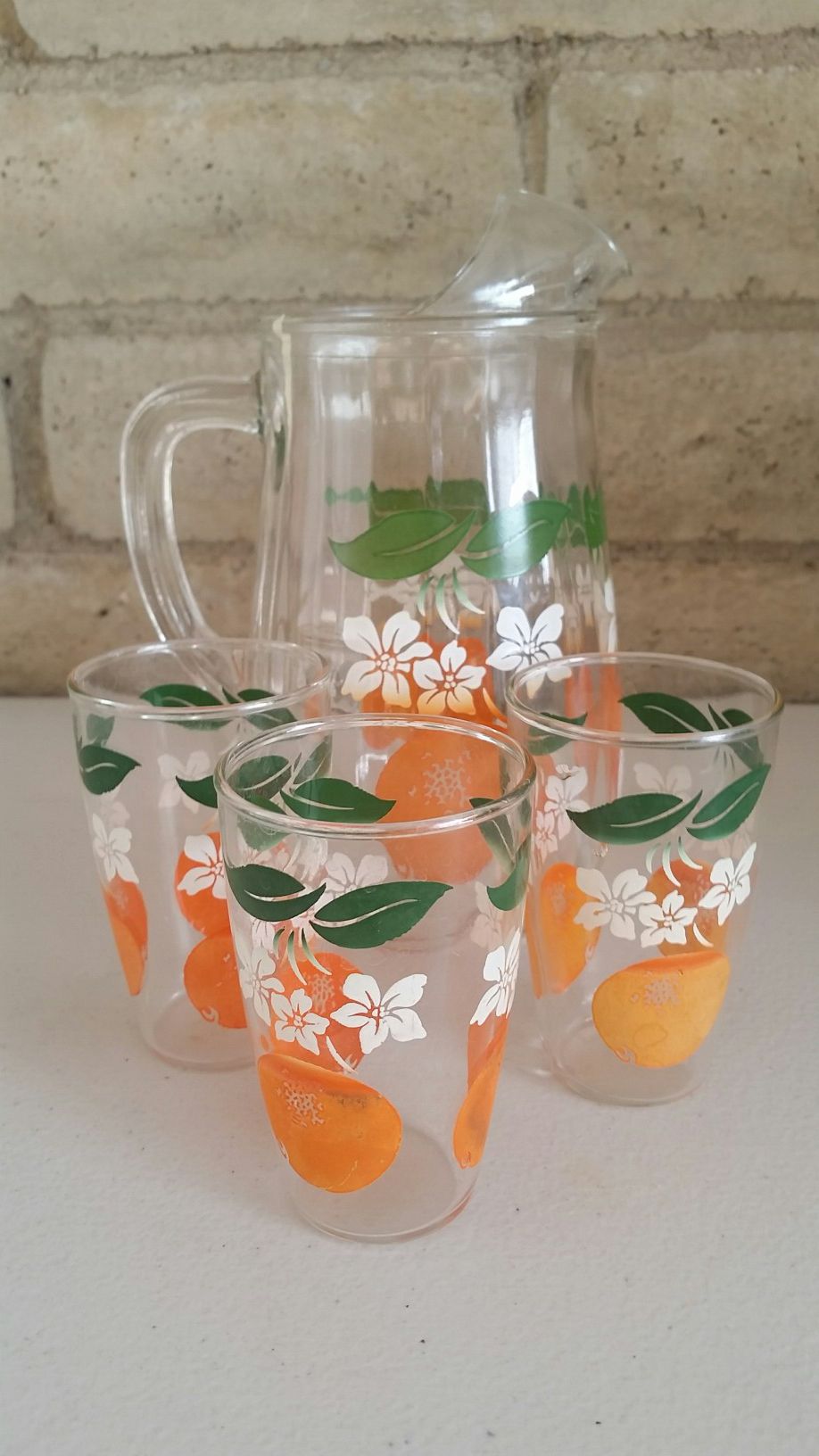 Libbey 7-Piece SANGRIA Serving Set Glasses Pitcher Recipes ~ Made in USA  for Sale in Baltimore, MD - OfferUp