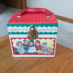 Vintage Raggedy Ann & Andy Storage Case