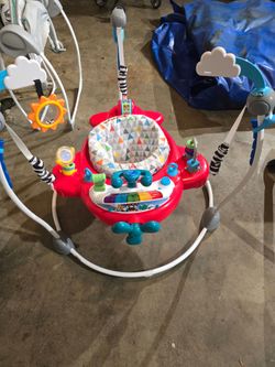 Baby bouncer