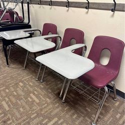 Student’s Chairs 