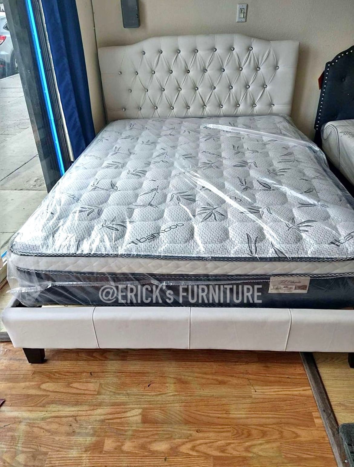New Queen Bed Frame With Mattress 