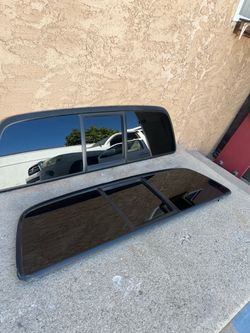 Toyota Tacoma. Rear. Window. Parts