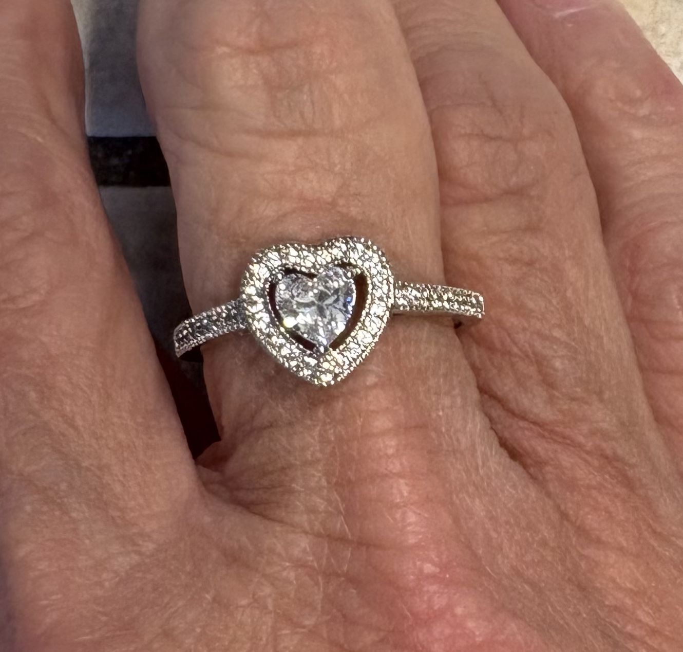 New CZ heart Sterling silver Wedding Ring size 8