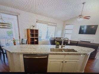 Granite countertop - Leathered