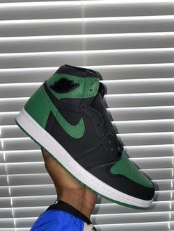 Air Jordan Retro 1 Hi “Pine Green 2.0”