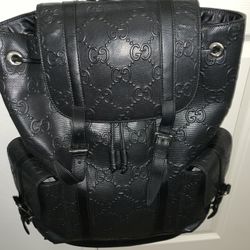 100% Authentic Gucci Leather Embossed Logo Backpack Have Receipt 