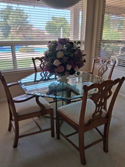 Furnishing company vintage dining room set five pieces