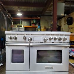 Wolf 48in Dual Fuel Range Double Oven Natural Gas Convection Ovens