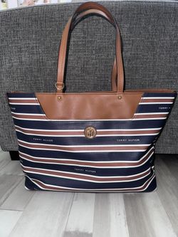 Tommy Hilfiger Purse