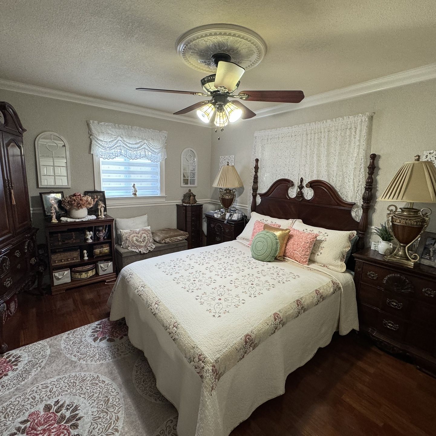 Traditional Wood Bedroom Set $395