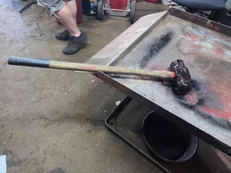 8 lbs sledge hammer