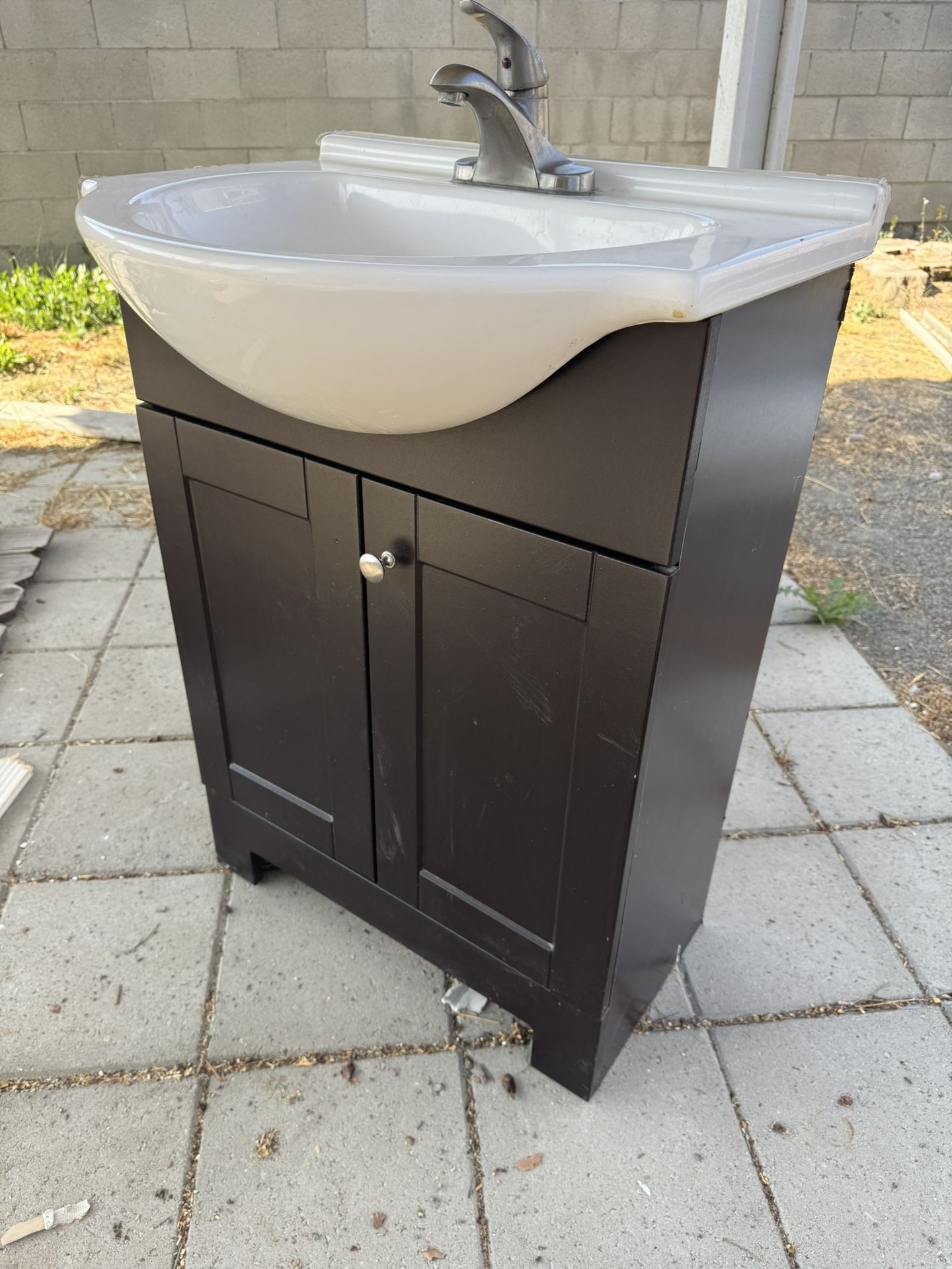 Small Vanity With faucet