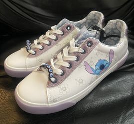 Women’s Stitch Shoes size 8.5