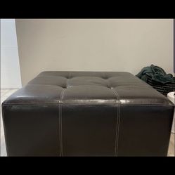 Week sale ! Ottoman Chocolate Leather