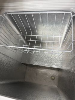 Deep freezer