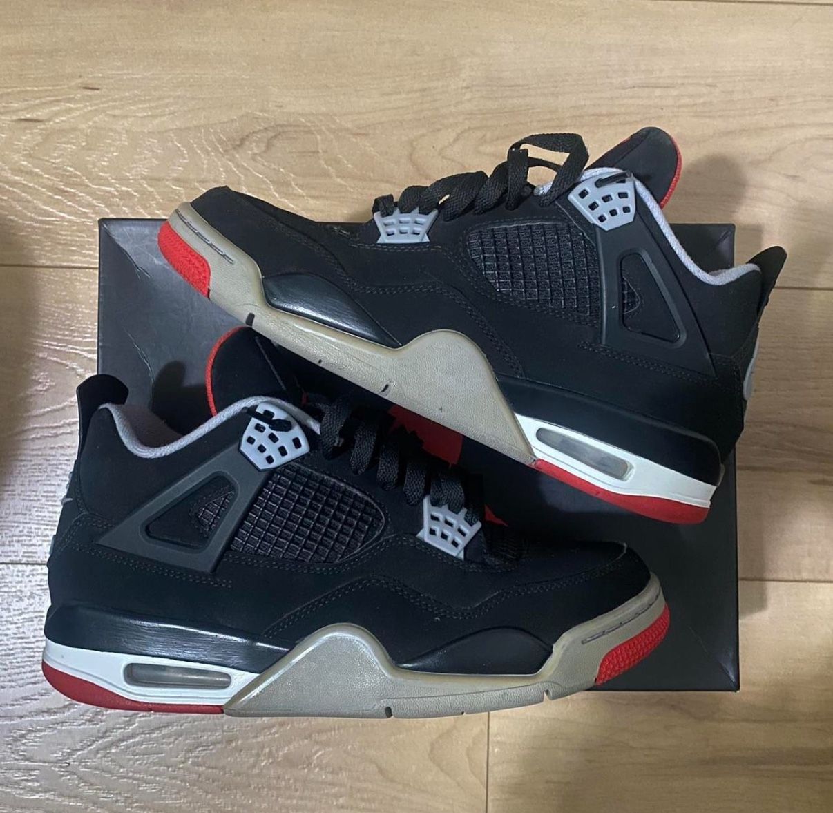 Jordan Bred 4s