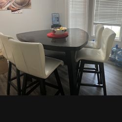 Dinette Set (without the screws)