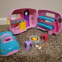 Chelsea Doll Camper & Car