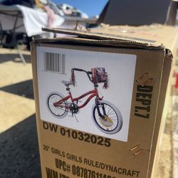 Dynacraft Girl Bicycle 