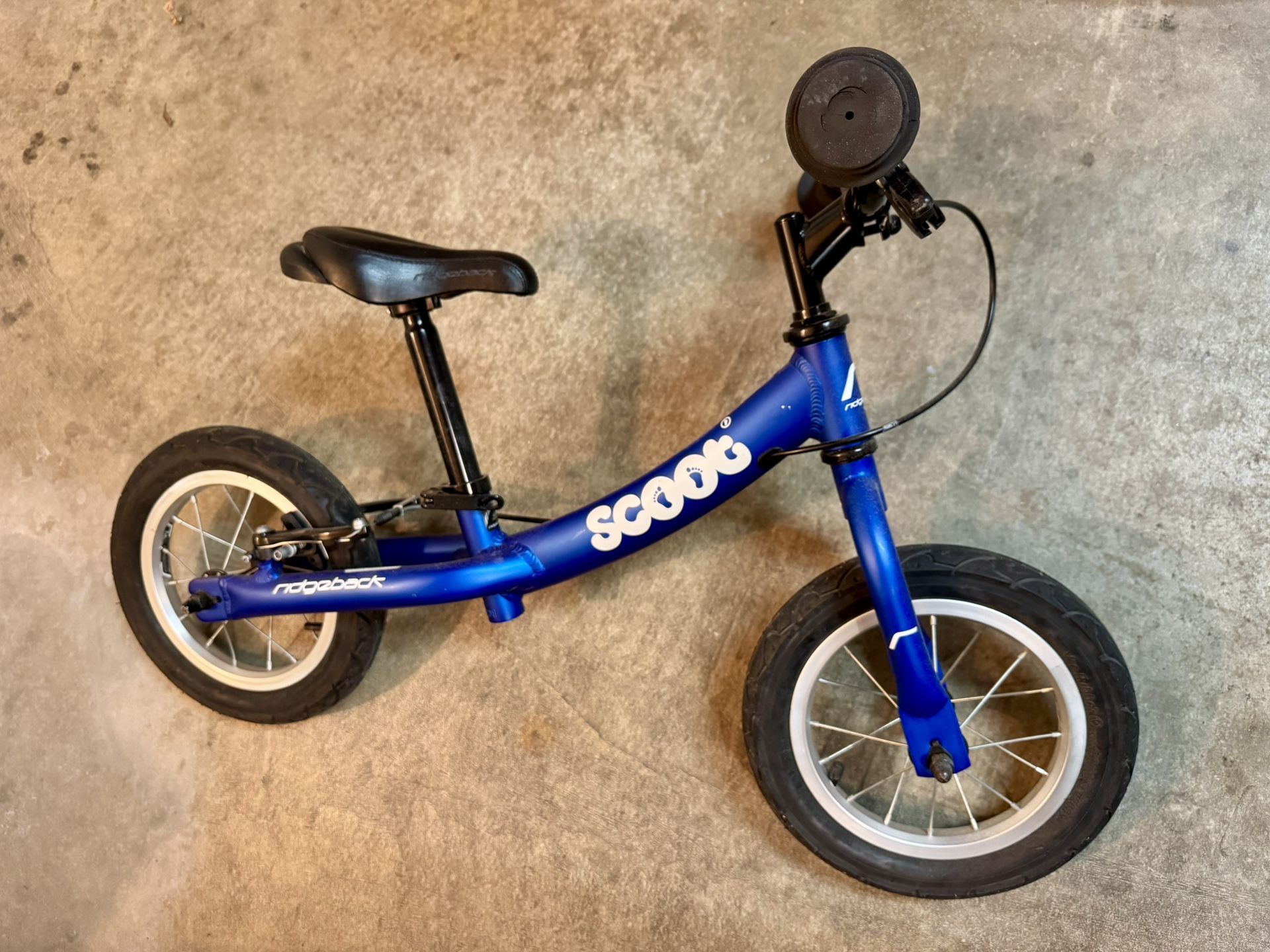 Ridgeback Scoot Balance Bike In Blue