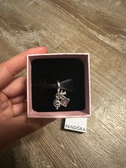PANDORA CHARM