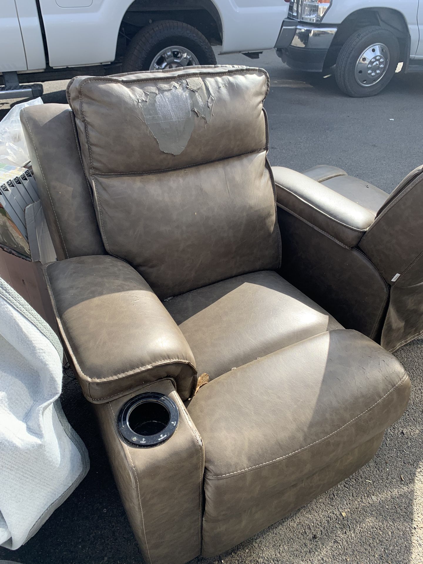 Rv Recliners for Sale in Riverside, CA - OfferUp