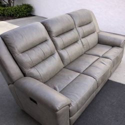 Mason Power Reclining Leather Sofa from Costco – Like New, USB & Power Headrests