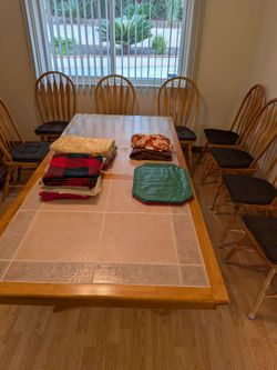 Dinning room table