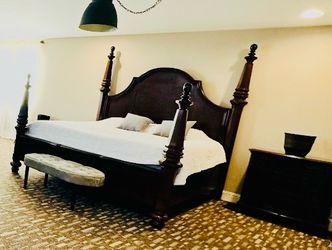 King 6 piece cherry wood bedroom set