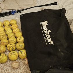 Softball And Baseball Gear/ Bats