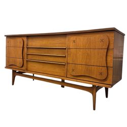 Vintage Bassett Monterey Mid-Century Modern Walnut 9 Drawer Dresser with Rosewood ‘X’ Inlays by Leo Jiranek Circa 1963