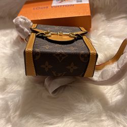 Porta Celular LV for Sale in City Of Industry, CA - OfferUp