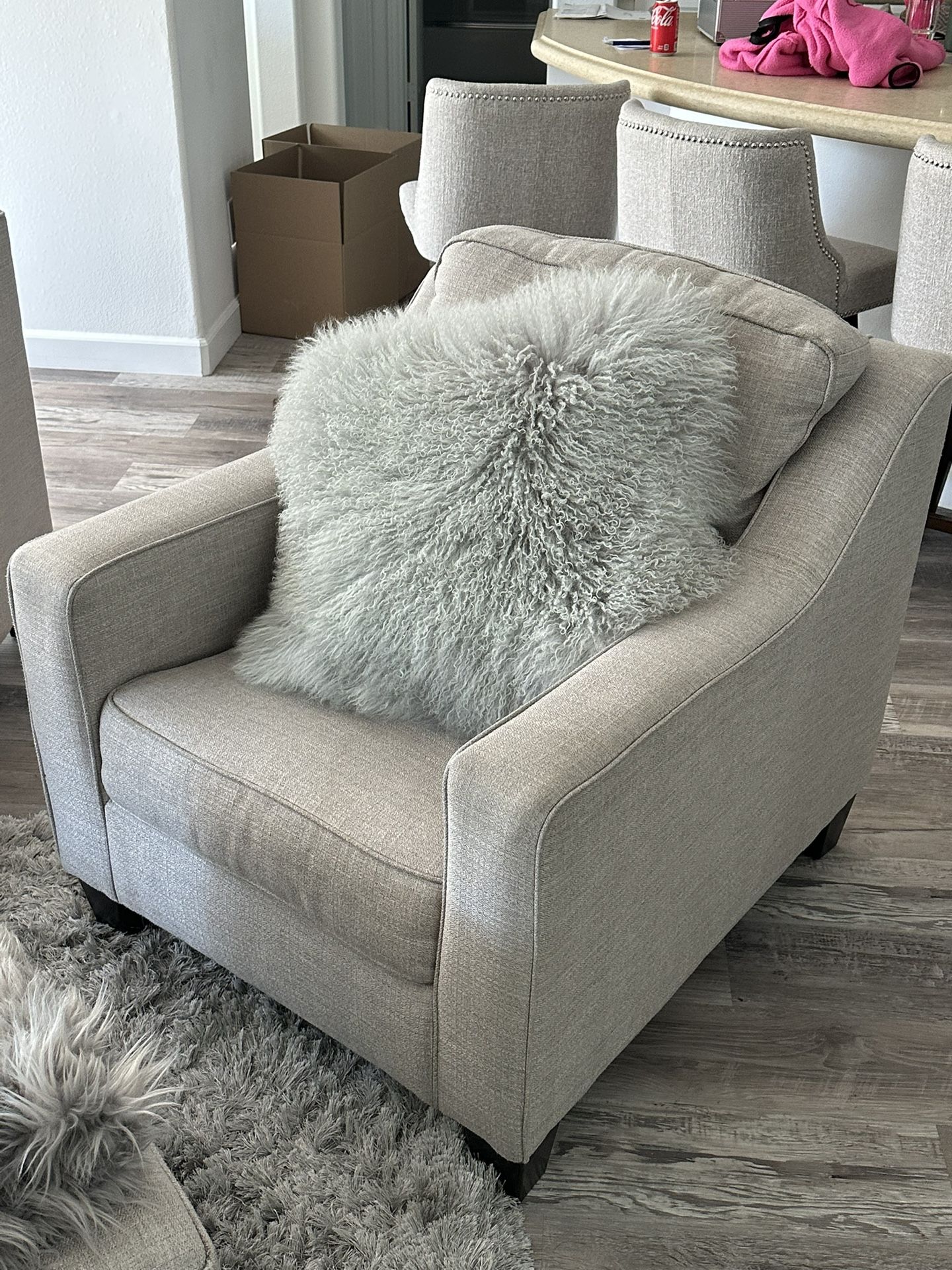 Oversized Chair And Ottoman
