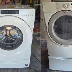 Whirlpool Washer & Dryer In White