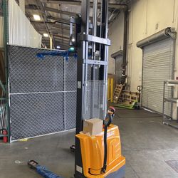 Brand New Electric Pallet Stackers Forklifts Pallet Jacks