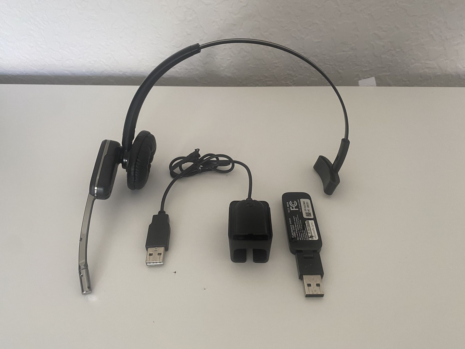 Plantronics D100 Headset USB Adapter Rechargeable Batteries For Headset, Charger