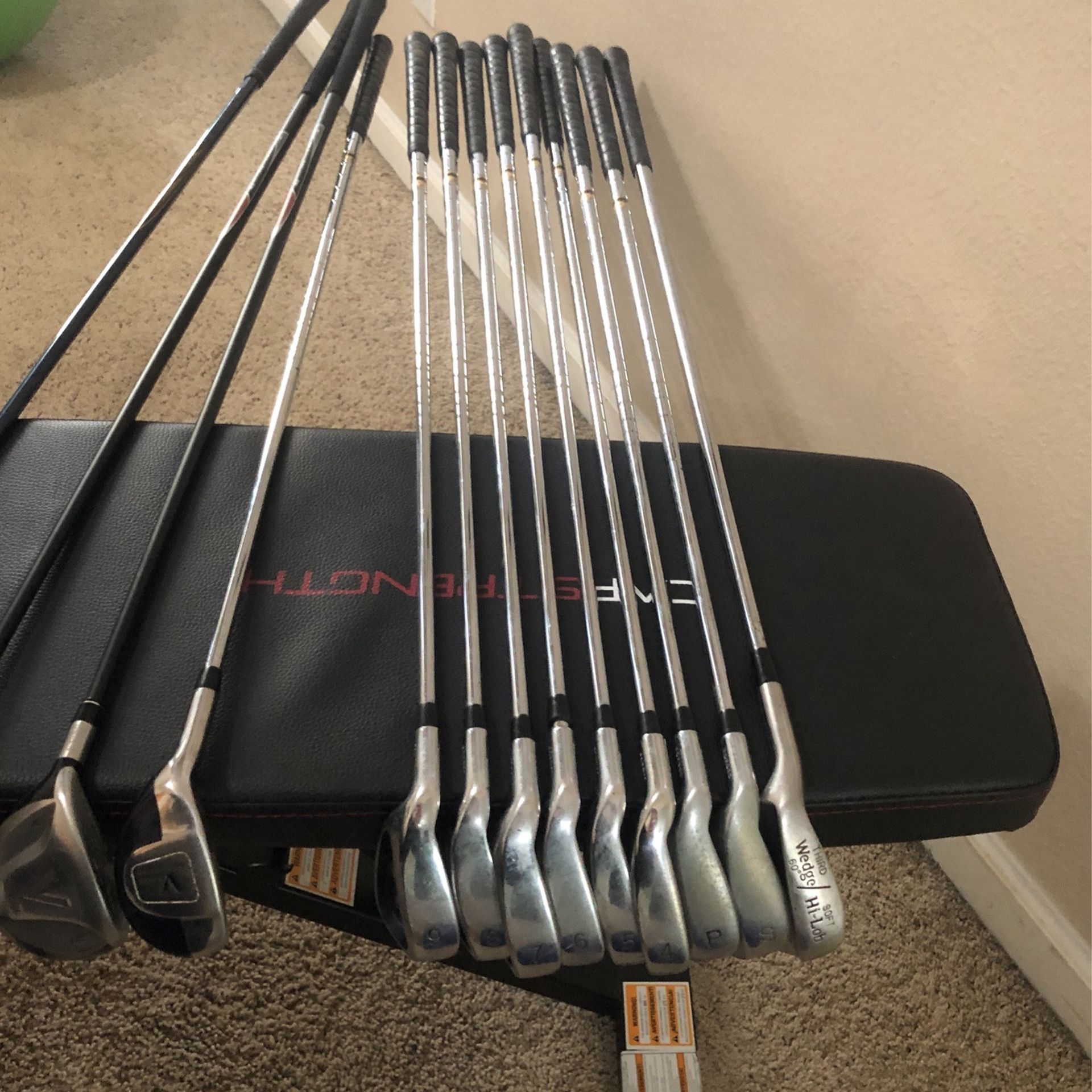 Adult Golf Club Set Left handed 14 Clubs Good Cond