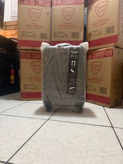 Travelers Club Harper 20-Inch Carry-On Luggage
